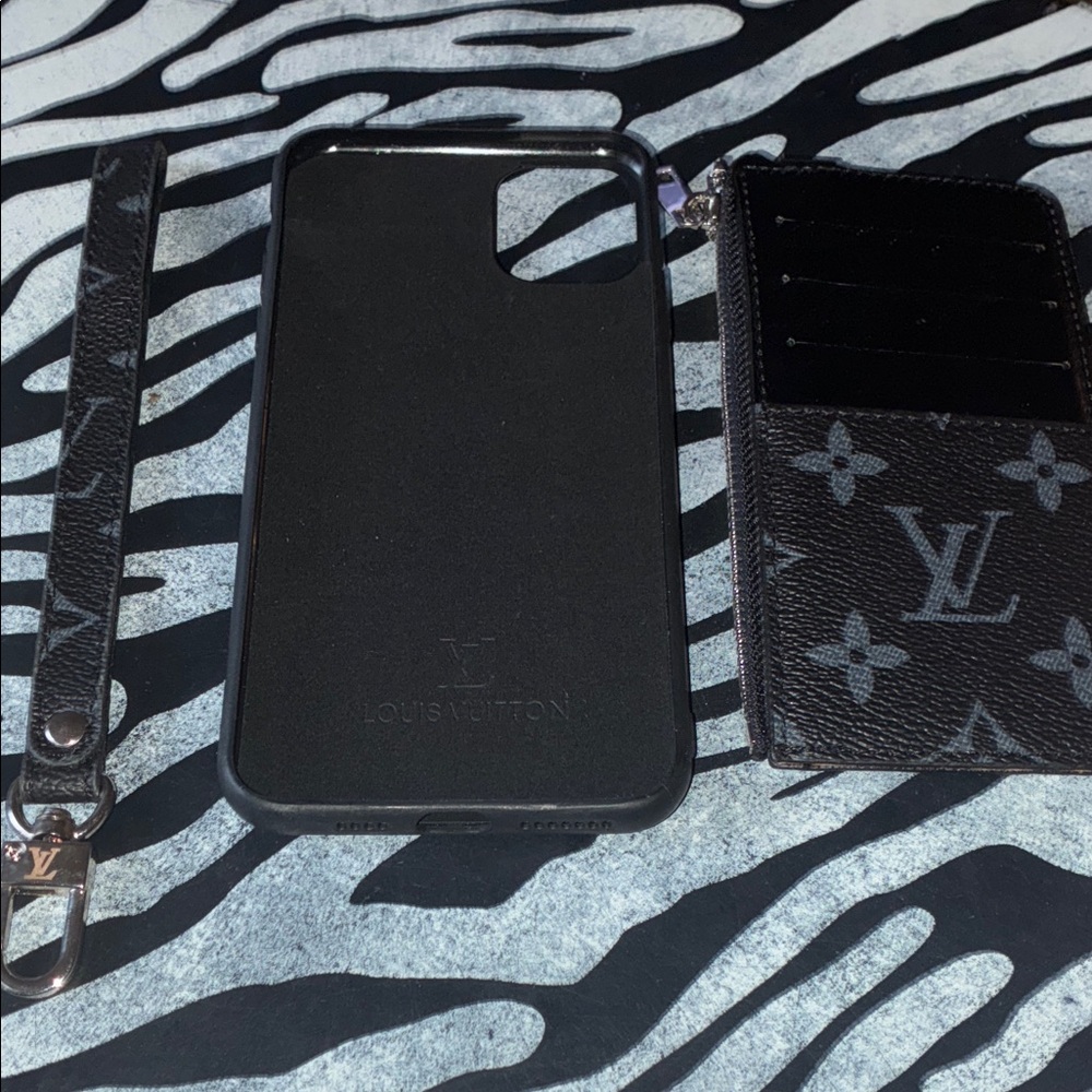 iPhone 11 Pro Max Phone Case and Card Holder